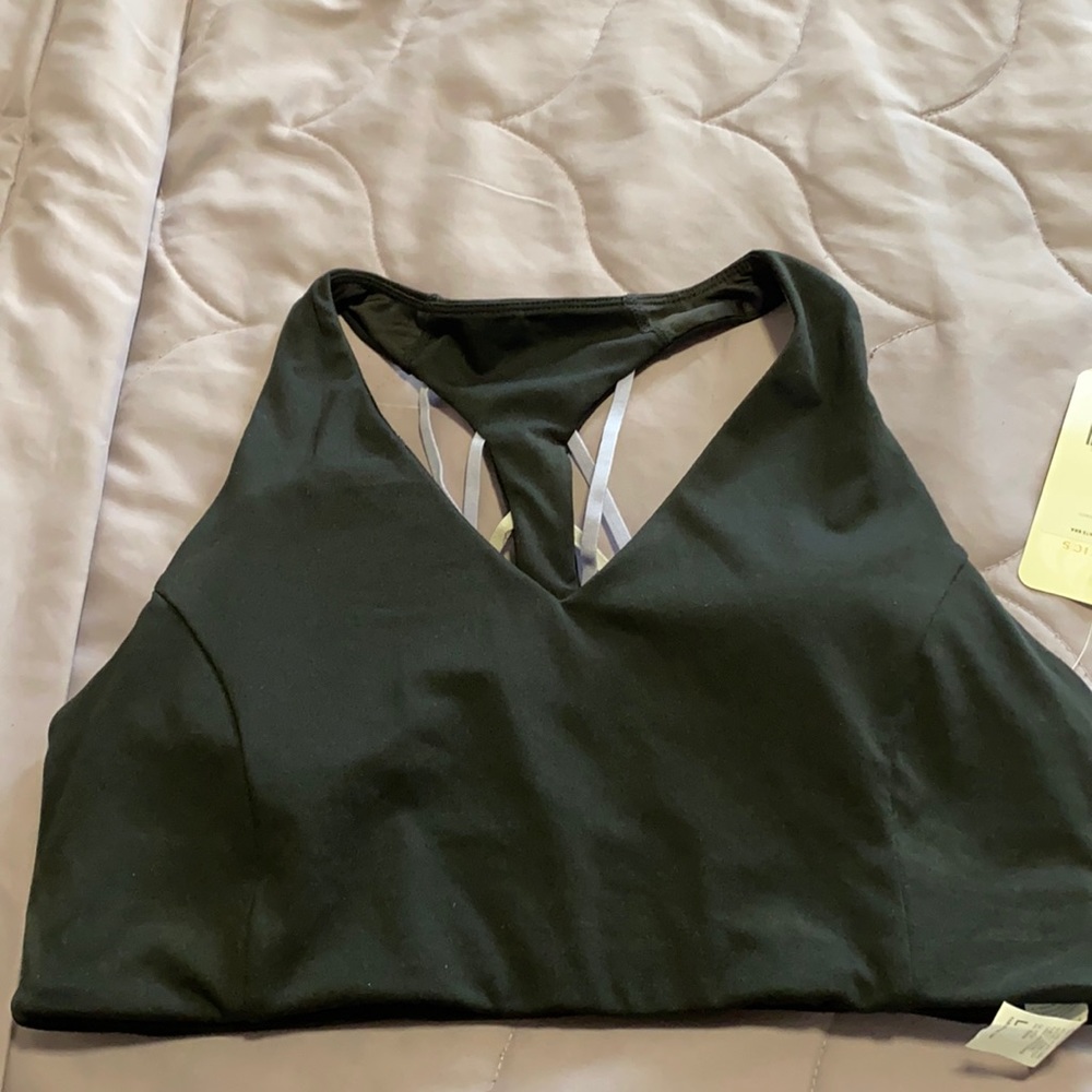 Sports bra